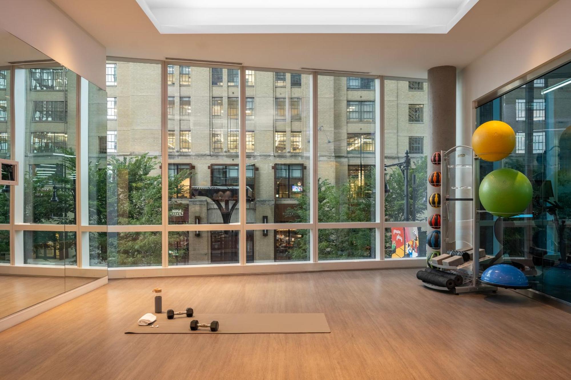 Sonder By Marriott Bonvoy Pierce Boston Apartments Fenway Exterior foto
